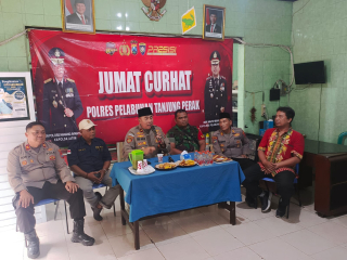 Polsek Pabean Cantikan Gelar Jum’at Curhat, Serap Aspirasi Warga Perak Utara