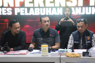 Residivis Narkoba Kembali Ditangkap, Polres Pelabuhan Tanjung Perak Bongkar Peredaran 31 Gram Shabu di Jalan Bogen Surabaya.