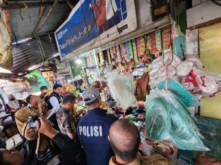 Satgas Pangan Polres Tanjung Perak Pastikan Stok Bapokting Aman