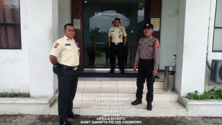 Patroli Polsek Asemrowo Pantau Objek Vital Panin Bank Tambak Langon
