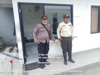 Patroli Dialogis Personil Polsek Asemrowo Di Pergudangan Margomulyo