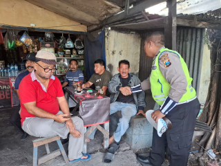 Satlantas Polres Pelabuhan Tanjung Perak Laksanakan Sosialisasi Tatap Muka Dalam Rangka Ops Ketupat Semeru 2026