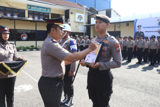 Komitmen Nyata Lewat PTDH, Polres Tanjung Perak Perkuat Pengawasan Internal