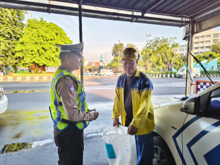 Satlantas Polres Pelabuhan Tg.Perak Laksanakan Sosialisasi Tatap Muka Tingkatkan Kesadaran Tertib Lalu Lintas