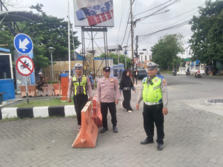 Patroli Harkamtibmas di Terminal Wisata Religi Sunan Ampel, Polsek Semampir Antisipasi Gangguan Kamtibmas
