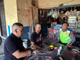 Satlantas Polres Pelabuhan Tanjung Perak Gelar Sosialisasi Tatap Muka, Edukasi Tertib Berlalu Lintas