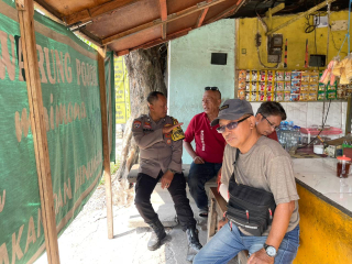 Bhabinkamtibmas Genting Kalianak Sambang Warga, Sampaikan Himbauan Kamtibmas dan Antisipasi Kemacetan
