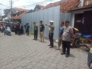 Patroli Harkamtibmas Polsek Semampir di Jalan Petukangan, Antisipasi Jambret dan Gangguan 3C