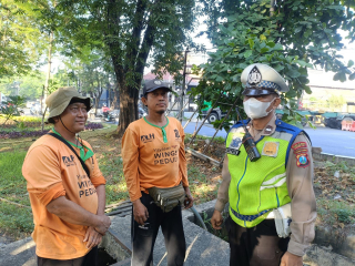 Satlantas Polres Pelabuhan Tanjung Perak Gelar Sosialisasi Tatap Muka Tertib Berlalu Lintas