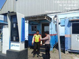 Sat Samapta Polres Pelabuhan Tanjung Perak Laksanakan Patroli Dialogis di Jamrud Utara