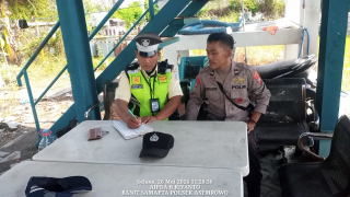 Personel Polsek Asemrowo Laksanakan Patroli Pemantauan Objek Vital Gudang PLN Tambak Langon