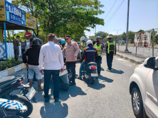 Operasi Kepolisian Gabungan di Pos Suramadu, Belasan Pengendara Diberikan Teguran