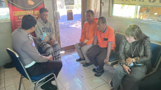 Satlantas Polres Pelabuhan Tanjung Perak Gencarkan Sosialisasi Tertib Berlalu Lintas kepada Masyarakat