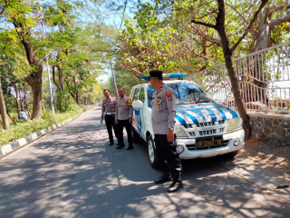 Polsek Kenjeran Patroli dan Pemantauan Antisipasi 3C di Kawasan Pantai Batu-Batu