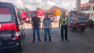 Polsek Semampir Laksanakan Patroli Harkamtibmas di Terminal Wisata Religi Sunan Ampel