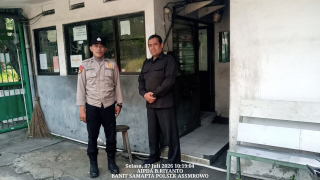 Polsek Asemrowo Tingkatkan Patroli Dialogis di Pergudangan PT Bright Gas Margomulyo