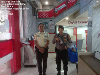 Satsamapta Polres Pelabuhan Tanjung Perak Laksanakan Pengamanan Objek Vital Bank Jatim Cabang Tanjung Perak