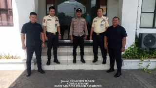 Polsek Asemrowo Tingkatkan Patroli Objek Vital di Panin Bank Tambak Langon, Antisipasi Gangguan Kamtibmas