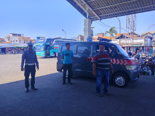 Polsek Semampir Perkuat Patroli Harkamtibmas di Terminal Wisata Religi Sunan Ampel