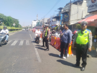Polsek Semampir Tingkatkan Patroli Harkamtibmas di Pintu Masuk Wisata Religi Sunan Ampel