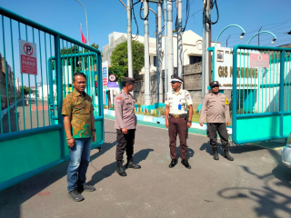 Polsek Kenjeran Laksanakan Patroli Objek Vital di GIS Kedinding, Pastikan Situasi Tetap Kondusif