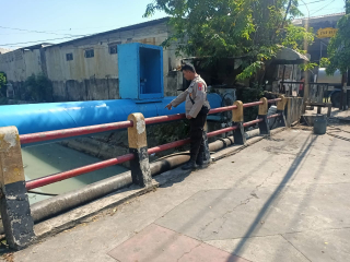 Polsek Krembangan Patroli Antisipasi 3C Sekaligus Cek Kondisi Pompa Air di Tanjung Sadari dan Demak