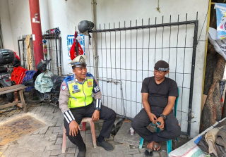 Satlantas Polres Pelabuhan Tanjung Perak Gencarkan Sosialisasi Tatap Muka Tertib Berlalu Lintas