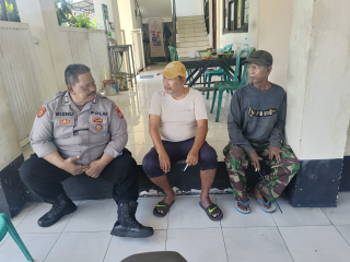 Polsek Krembangan Patroli dan Sambang Warga di Balai RW 4 Dupak Bangunsari, Perkuat Sinergi Jaga Kamtibmas
