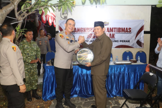 Cangkrukan Kamtibmas Jogo Perak, Kapolres Tanjung Perak Perkuat Kolaborasi Jaga Surabaya Aman