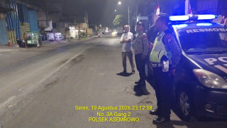 Polsek Asemrowo Gelar Patroli Mobile Antisipasi 3C dan Kejahatan Jalanan