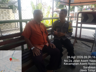 Bhabinkamtibmas Polsek Asemrowo Sambang Ketua RT di Asem Raya, Sampaikan Imbauan Kamtibmas