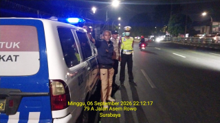 Polsek Asemrowo Patroli Mobile di Jalan Dupak Rukun dan Genting, Antisipasi 3C dan Tawuran