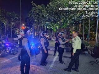 Sat Samapta Polres Pelabuhan Tanjung Perak Gelar Patroli Hunting System di Bank BRI Cabang Tanjung Perak