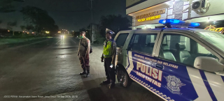 Polsek Asemrowo Patroli Mobile di Jalan Dupak Rukun, Antisipasi 3C