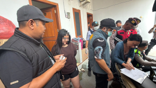 Tekan Peredaran Narkotika, Polres Pelabuhan Tanjung Perak Gelar KRYD, Sasar Rumah Kos