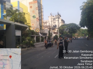 Bhabinkamtibmas Tanjung Perak Gelar Commander Wish di Depan SMPN 8 Bunguran