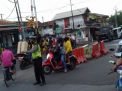 Unit Lantas Polsek Asemrowo Gelar Pengaturan Pagi Cegah Kemacetan di Pagi Hari