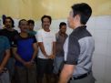 Polsek Asemrowo Cek Tahanan Usai Apel Pagi