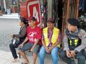 Satsabhara Polres Tanjung Perak Gelar Patroli di Mini Market, Cegah Kriminalitas 3C
