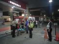 Polsek Asemrowo Laksanakan Patroli Malam, Antisipasi Kerawanan di SPBU