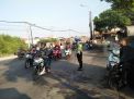 Satlantas Polres Tanjung Perak Lakukan Pengaturan Pagi, Lancarkan Keberangkatan Pekerja