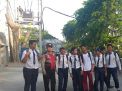 Babinkamtibmas Bongkaran Sambang Sekolah Dalam Rangka Rabu Narsis