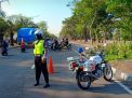 Satlantas Polres Tanjung Perak Lakukan Pengaturan Pagi Cegah Kemacetan