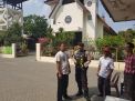Satsabhara Polres Tanjung Perak Gelar Patroli di Gereja Santo Mikael