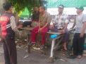 Babinkamtibmas Bongkaran Sampaikan Pesan Waspada 3C Ke Warga Semut Baru