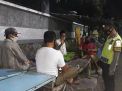 Babinkamtibmas Polsek Semampir Sampaikan Himbauan Penggunaan Masker Ke Pemukiman Jalan Sawah