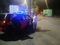 Ciptakan Rasa Aman, Polsek Asemrowo Lakukan Patroli Mobile di Malam Hari