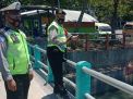 Polsek Pabean Cantikan Lakukan Pemantauan Debit Air di Sungai Kalimas