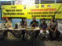 Kapolsek Pabean Cantikan Pimpin Cangkrukan Senin Militan di Semut Kalimir