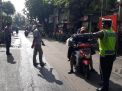 Polsek Asemrowo Gelar Operasi Penertiban Masker, Amankan 6 Pelanggar